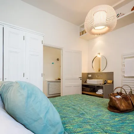 别墅 Sleeps 6 Pool Wifi 比亚里茨